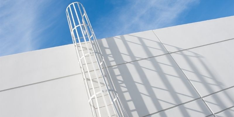 safety-cages-on-ladders