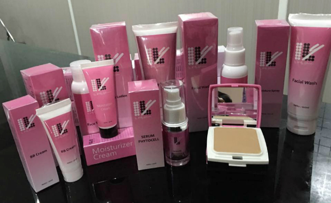 varian produk kosmetik oleh Prilly Latuconsina 