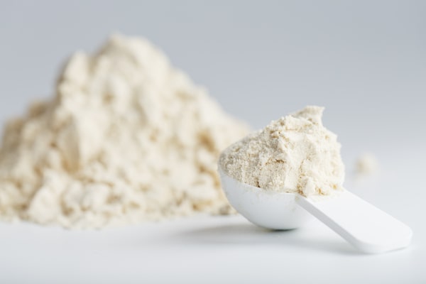 A heaping tablespoon of protein powder