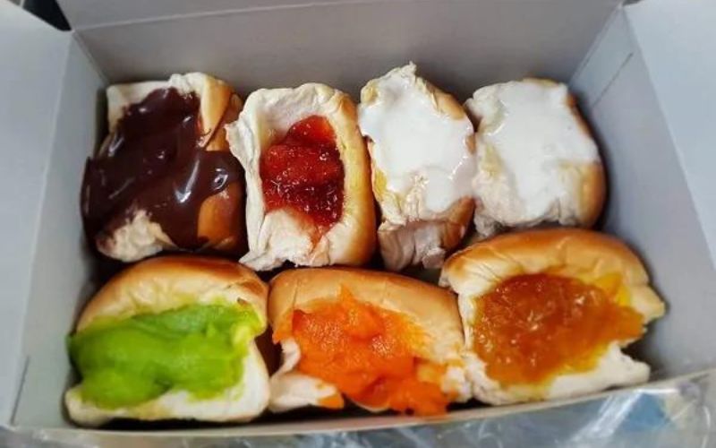 Bánh mì nướng hấp dẫn với 9 loại nhân