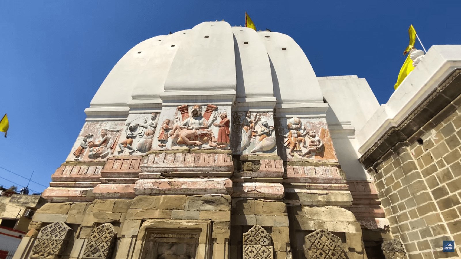 Bharat Mandir Rishikesh  (भरत मंदिर)