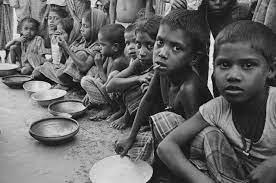 According to the United Nations, about 25,000 people die every day of hunger  or hunger-related causes. Most of … | Poverty children, Hungry children,  Global poverty
