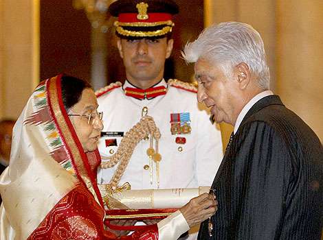 Azim Premji receives Padma Vibhushan award – Ismailimail