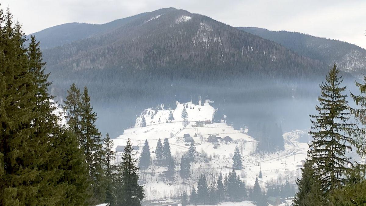 Где недорого отдохнуть и покататься на лыжах в Карпатах зимой в 2020 году |  РБК-Україна
