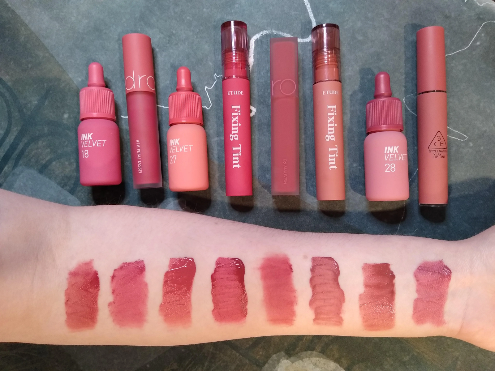 Matte Lip Tints làm mềm môi, lên màu tự nhiên