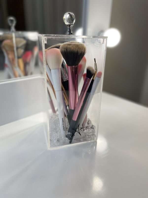 H6xwKzfH0XTAtkP JKjIZWoFv54Acsh CVpRk05XJGE LtI984kk 4UBPWUYev1 - Amaraindia - Makeup Brush Holders