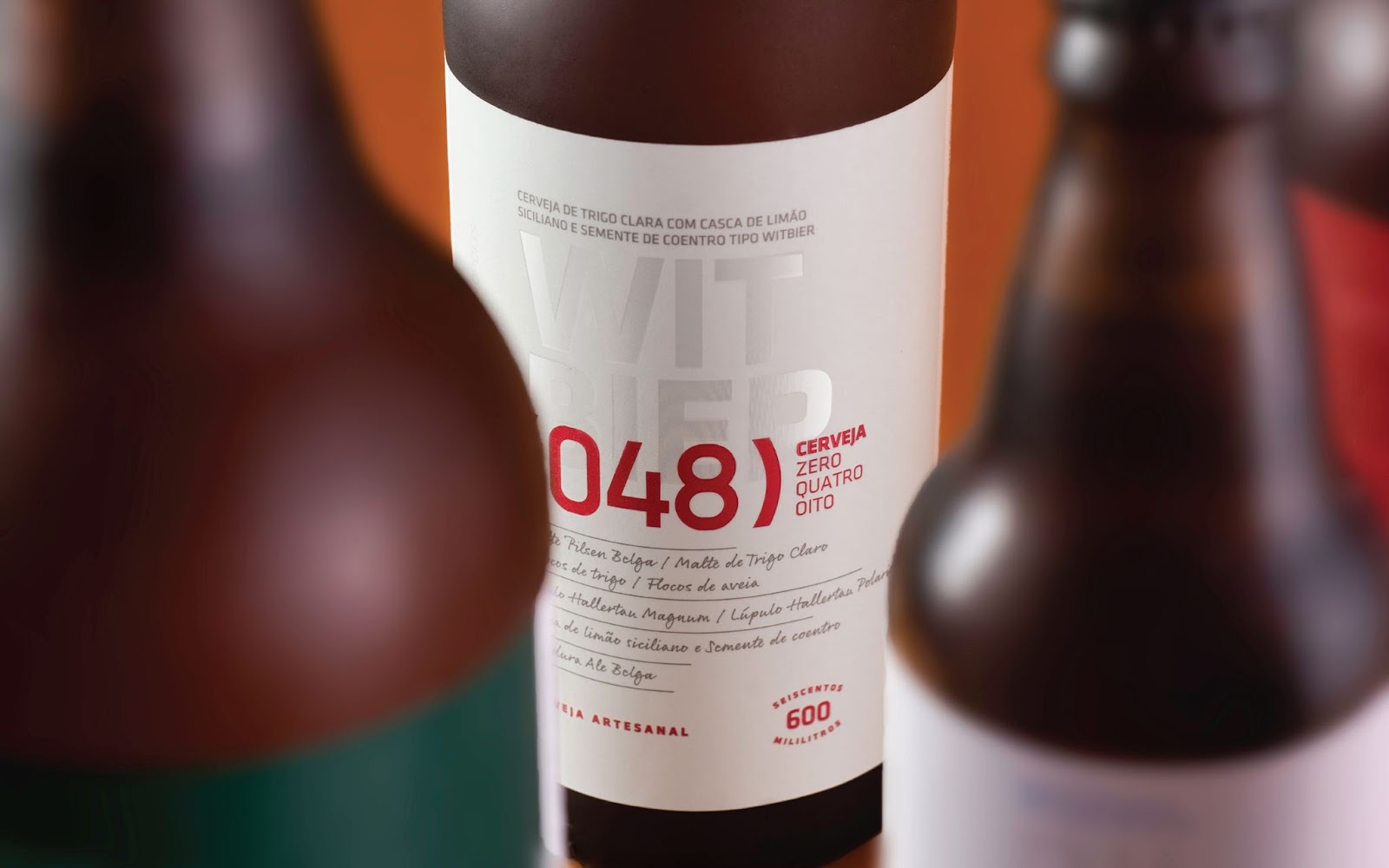 Artifact from the Brewing Visual Impact: Typography in Cerveja (048)'s Packaging Design article on Abduzeedo