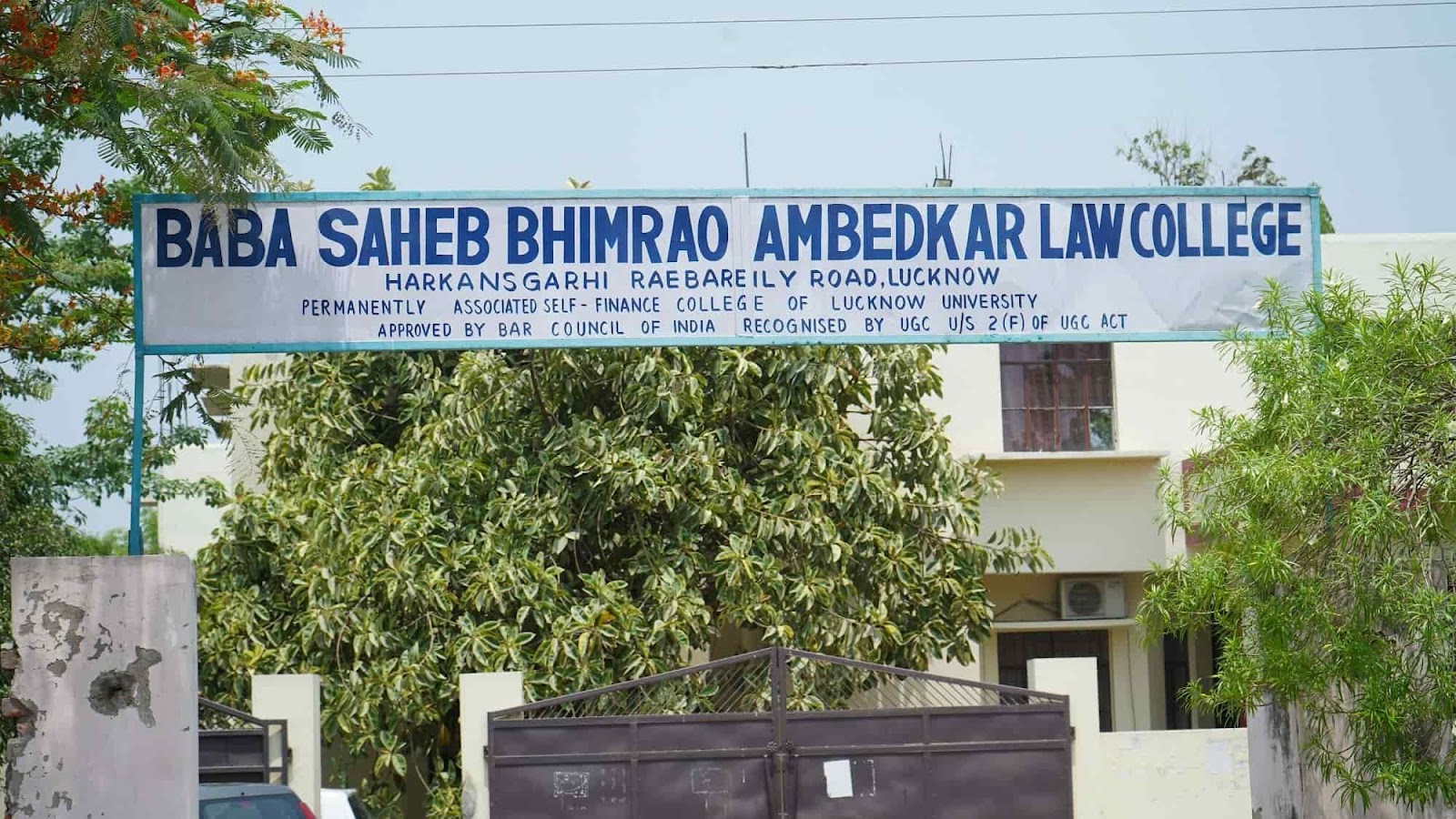 Bab Saheb Bhimrao Ambedkar Law College in Alambagh,Lucknow 