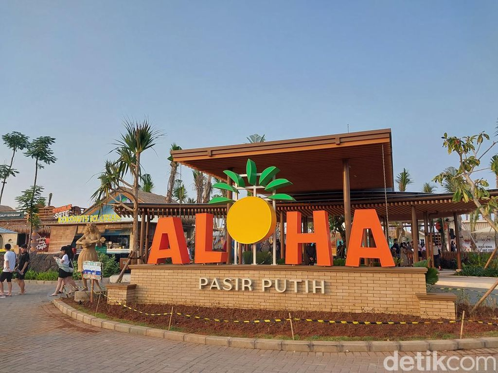 Ngabuburit di jakarta PIK (Pantai indah kapuk)