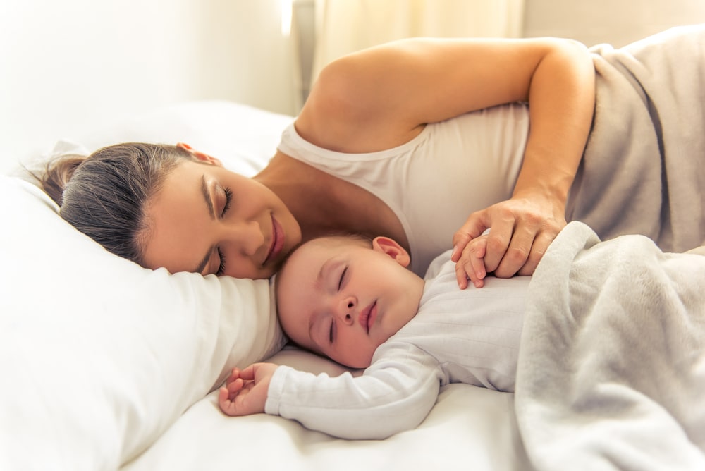 sleeping togather with a baby 