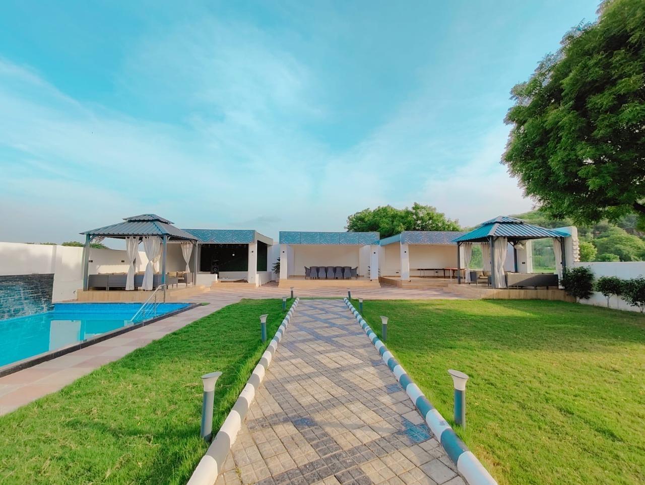 Farmhouse for Rent in Gurgaon - Affordable Wedding Venues