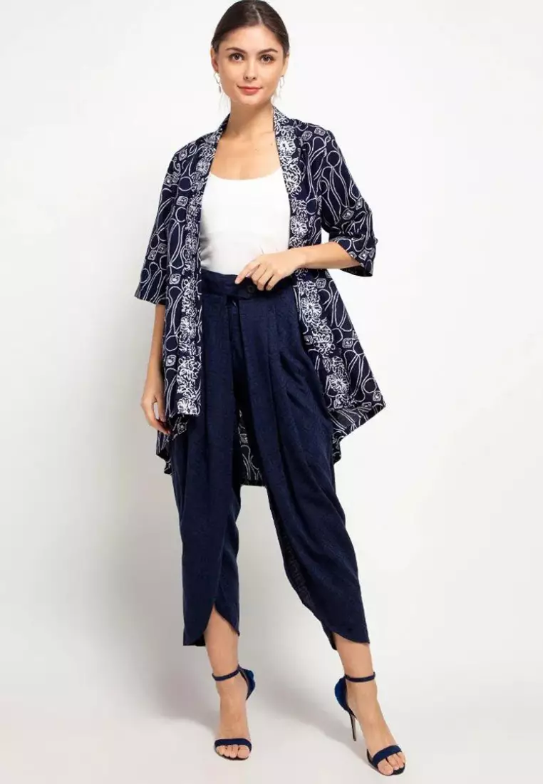 Rekomendasi Cardigan Batik Modern Timeless dan Elegan ZALORA Thread