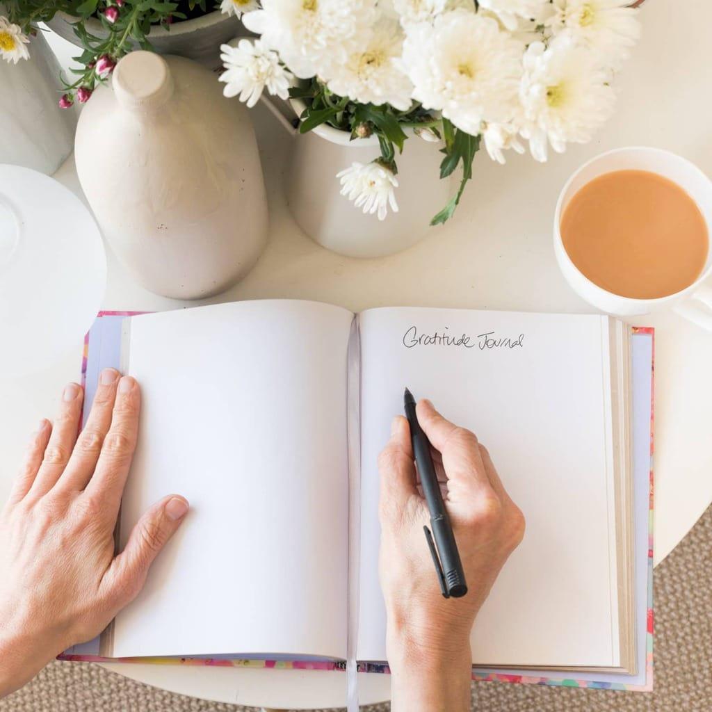 11 Life-Changing Journaling Tips For Beginners - Simply + Fiercely