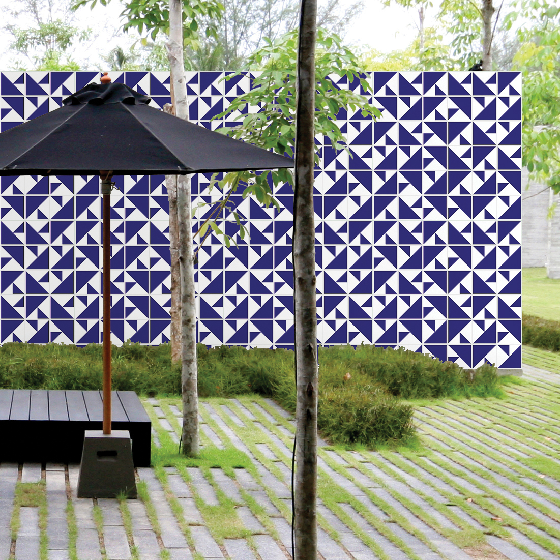 Azulejo Laje Azul Royal da Lurca sendo representado em uma fotocolagem 
