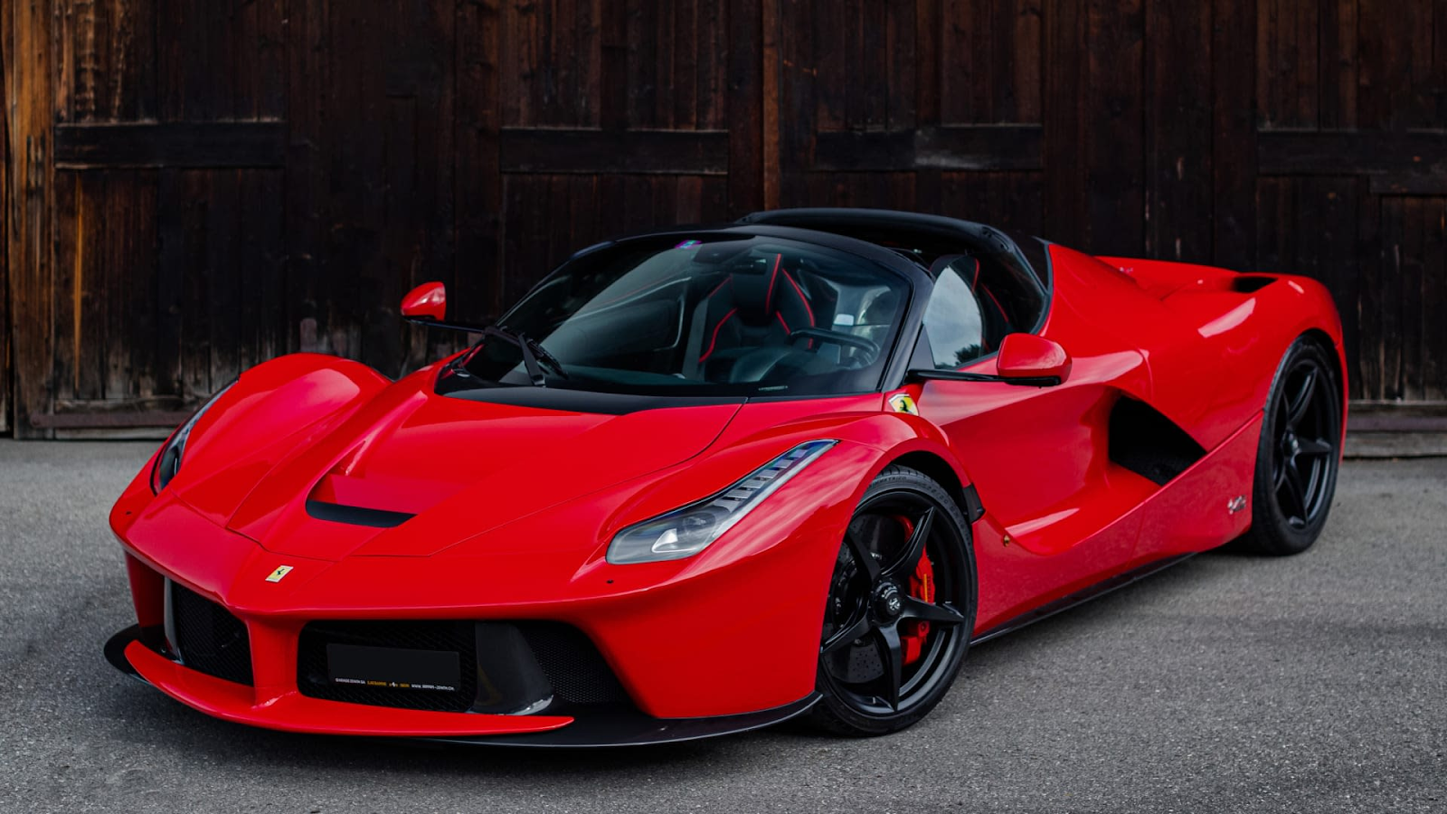 รถยนต์ Ferrari LaFerrari Aperta ปี 2016