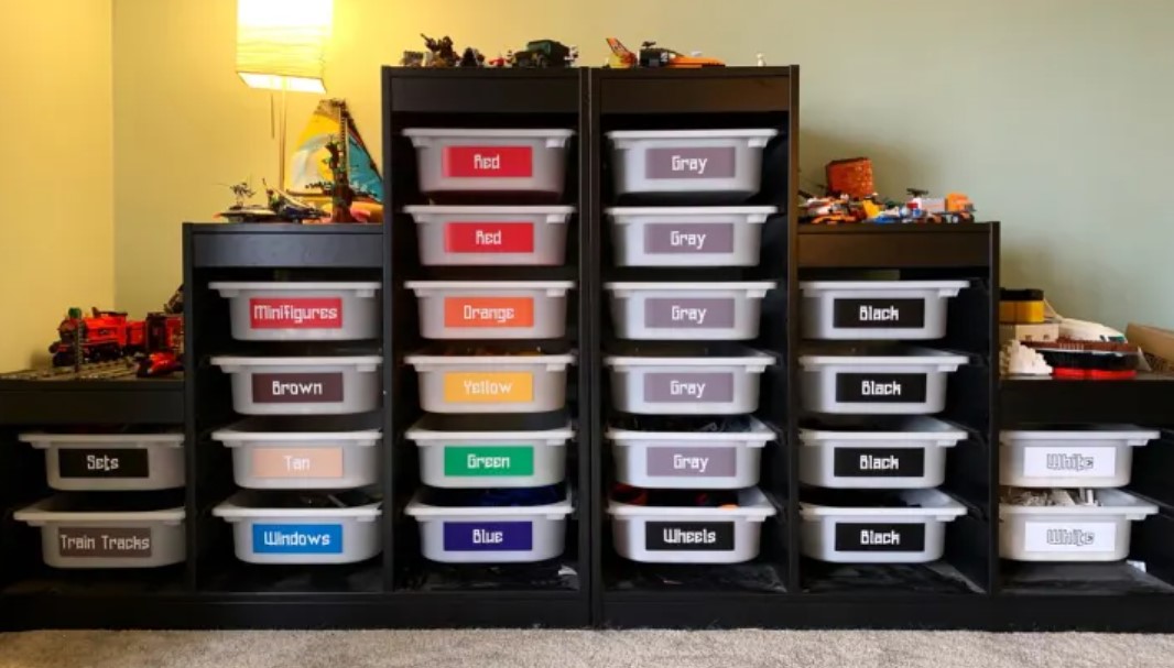 IHeart Organizing: Organizing Legos: Part 3 - Creating Organized