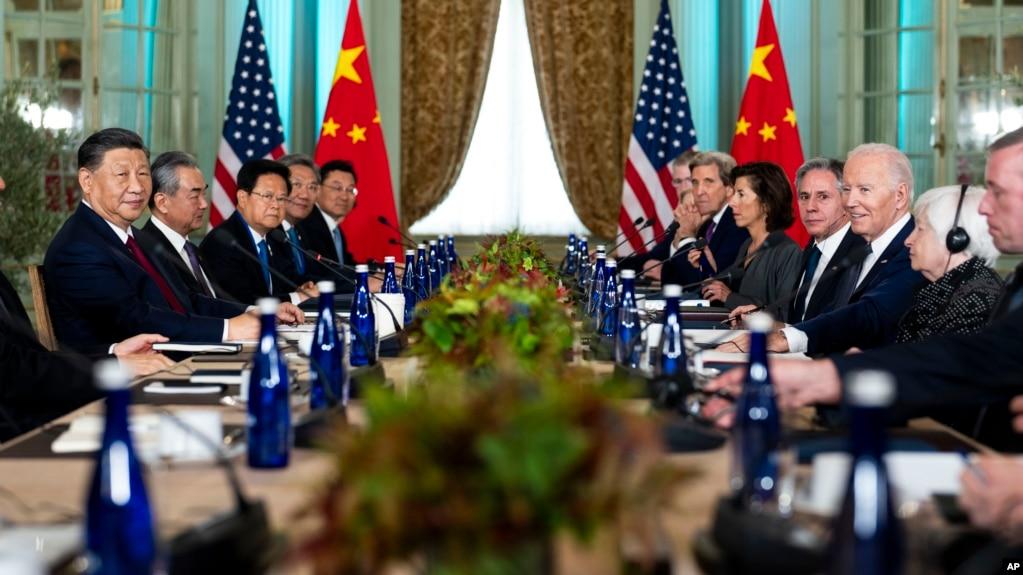 Tổng thống Joe Biden gặp Chủ tịch Trung Quốc Tập Cận Bình tại Filoli Estate ở Woodside, California, ngày 15 tháng 11 năm 2023, bên lề diễn đàn Hợp tác kinh tế châu Á-Thái Bình Dương.