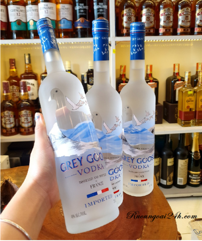 Khám Phá Sự Đa Dạng Của Rượu Vodka tại Ruoungoai24h