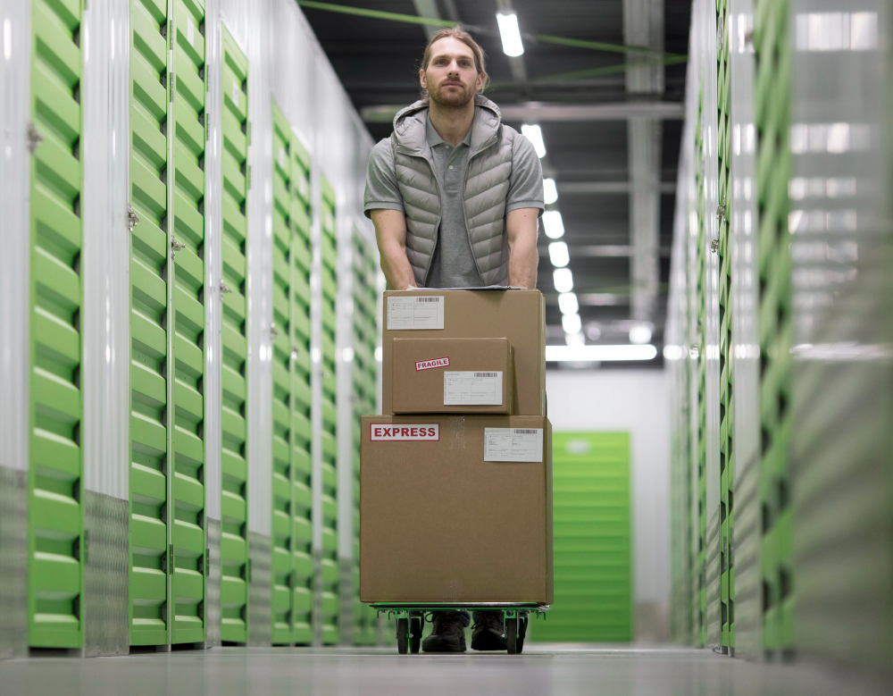 Important Factors To Consider Before Hiring The Best Climate Controlled Storage Services