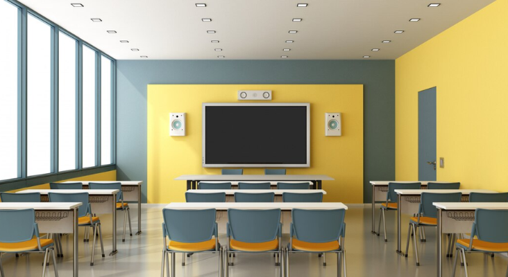 Warna kuning pastel untuk ruangan kelas