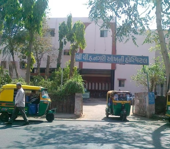 Patil Ankhni Hospital