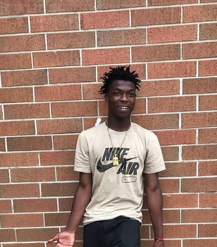 Crystal Bailey on X: "Here's Tre'von Bullard, one of the victims from last  nights shooting near the Town Center. A friend of his sent this to us,  telling us he just graduated