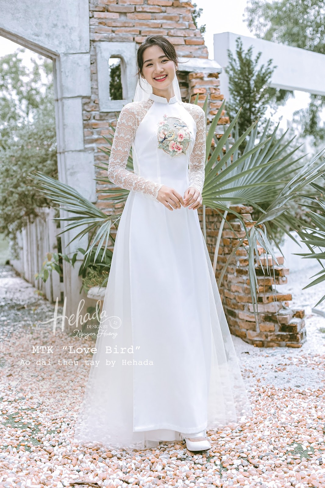 Form dáng áo dài Love Bird Ren Trắng 