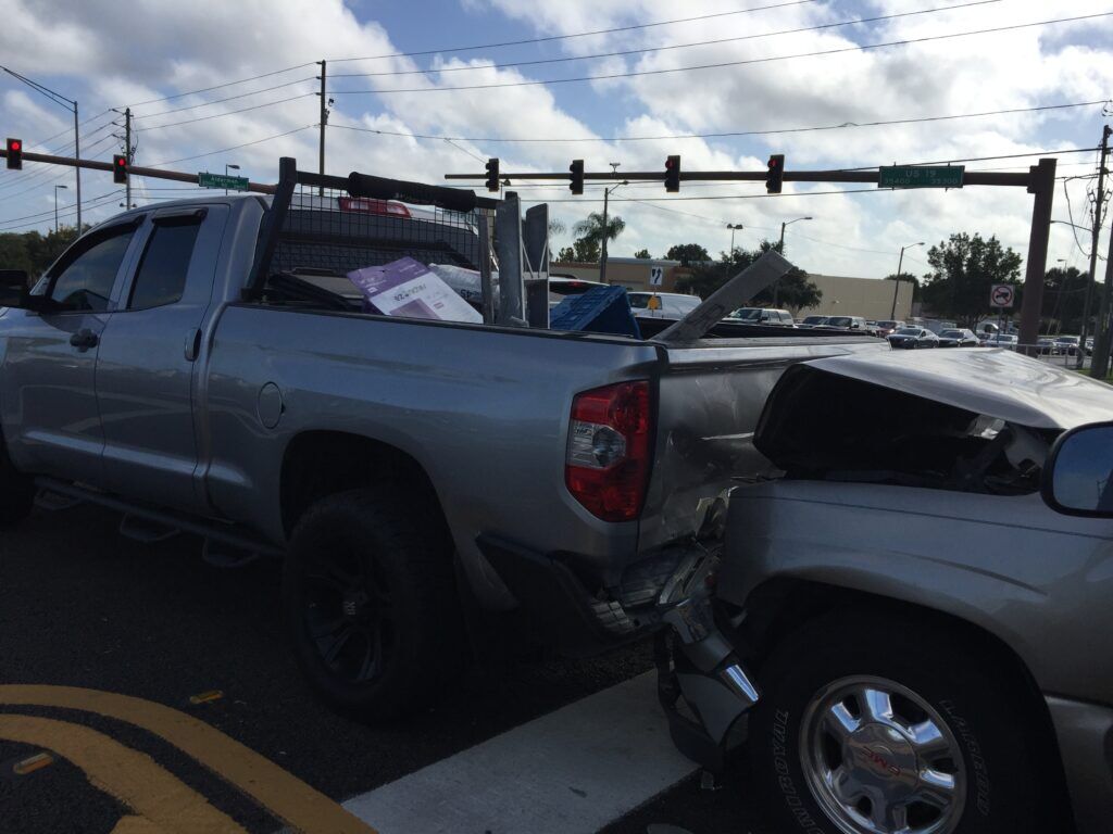 rear end accident in tampa florida, a truck and a car 
