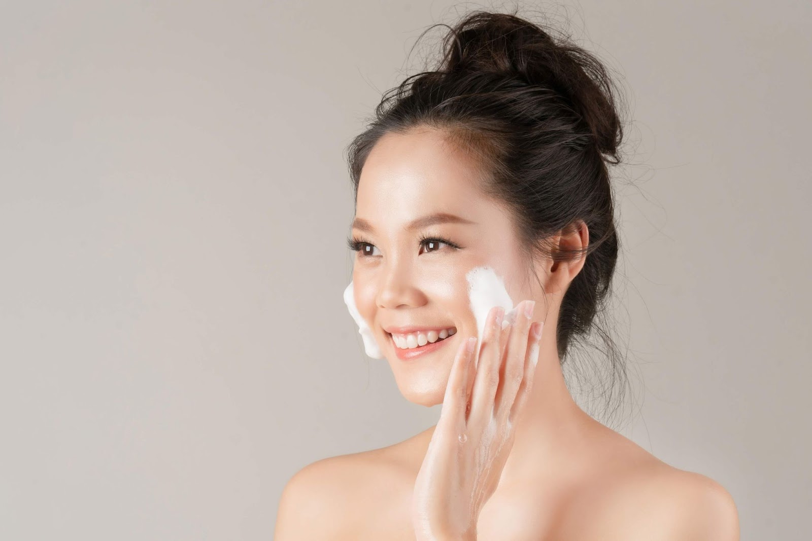 5 Benefits of TCM for Sensitive, Acne-Prone Skin
