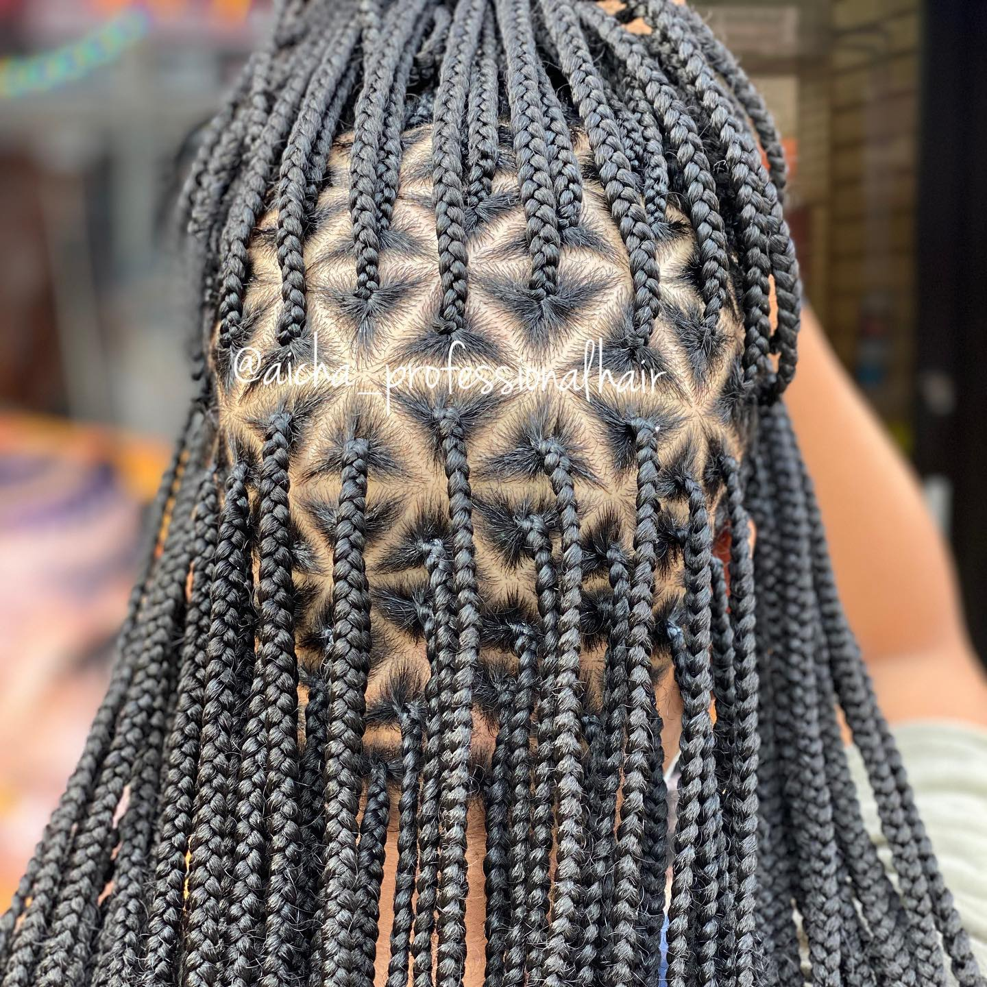 Up & Down Triangle Box Braid With Curls