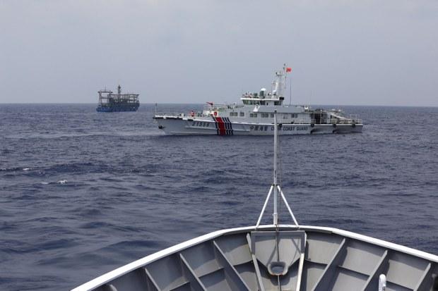 Philippines cáo buộc hơn 135 tàu dân quân biển Trung Quốc tập trung tại Đá Ba Đầu