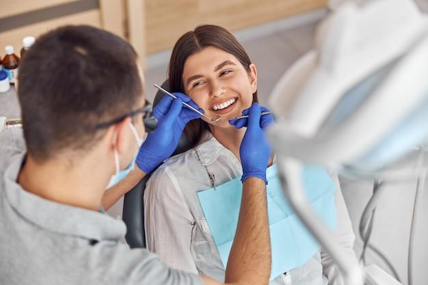 Igienizarea dentarÄƒ specializatÄƒ