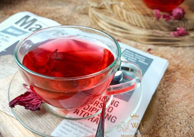 minuman segar untuk lebaran teh bunga rosella