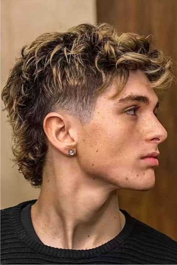 Cool haircuts: Picture of a guy rocking a stylish modern mullet