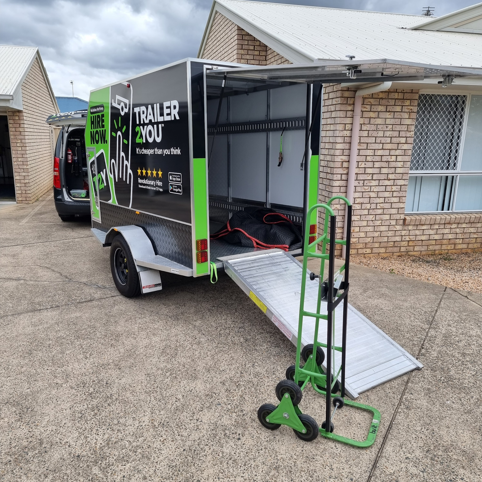 Trailer with ramp hire