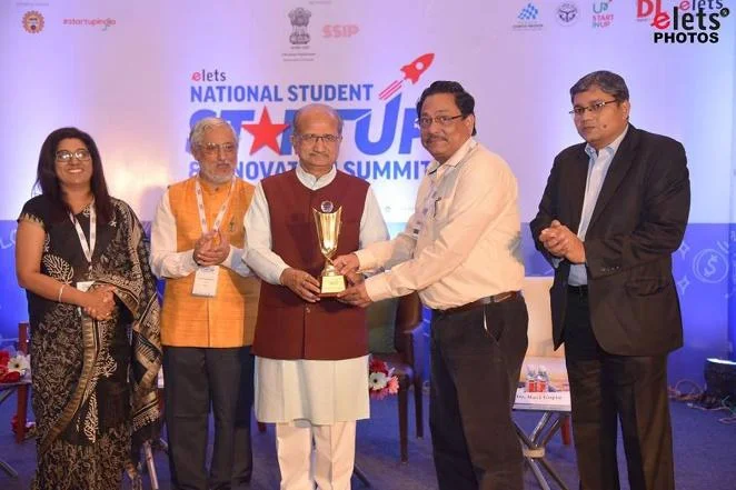 https://www.daiict.ac.in/sites/default/files/2021-04/06%20October%202017%20Elets%20award%20function%20at%20Hotel%20Crown%20Plaza_0.jpg