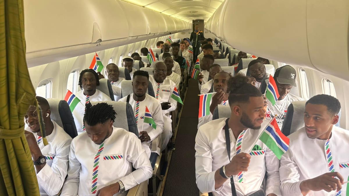 Oxygen failure on Gambia team flight