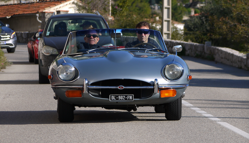 Futuristic Driving Bliss: A Glimpse into Tomorrow’s Automotive Experience