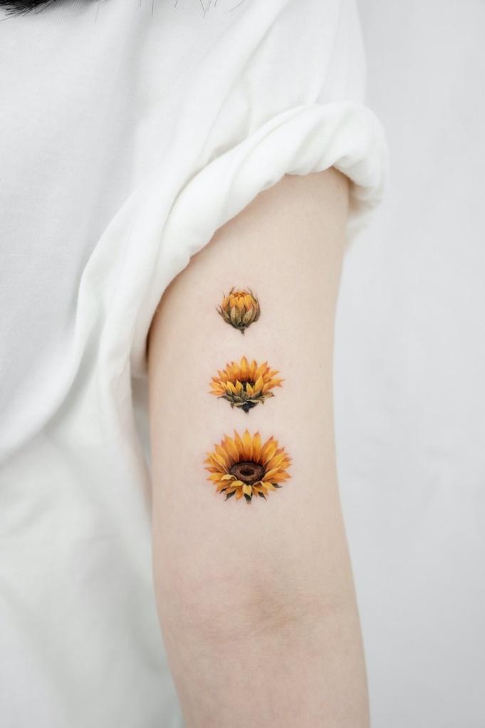 Romanticism and tenderness in Donghwa's flower tattoos | iNKPPL