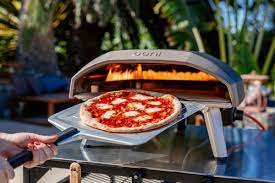 5.เตาอบพิซซ่าขนาดพกพาCamp Chef Italia Artisan Outdoor Pizza Oven
