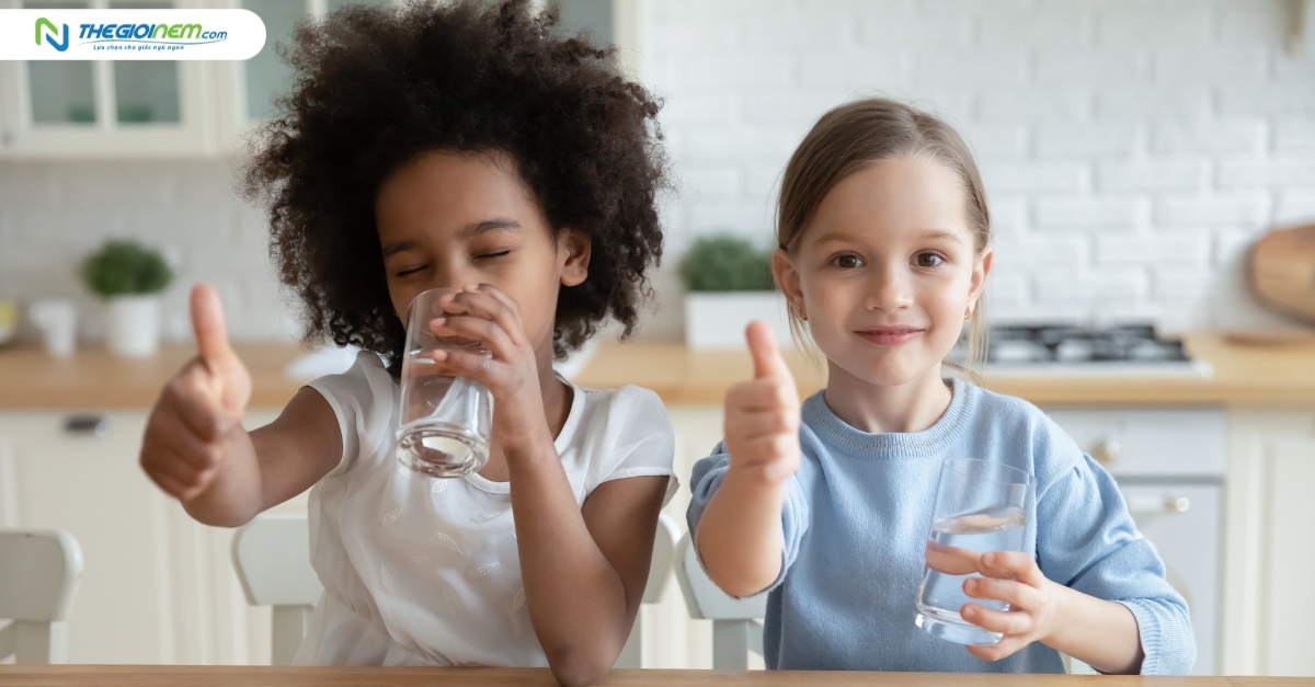 Các loại nước uống tốt cho trẻ ba mẹ nên biết