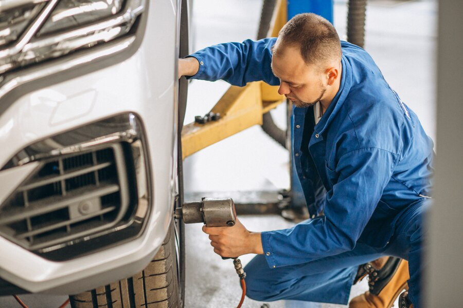 Essential Tips For Hiring The Best Truck Repair Services