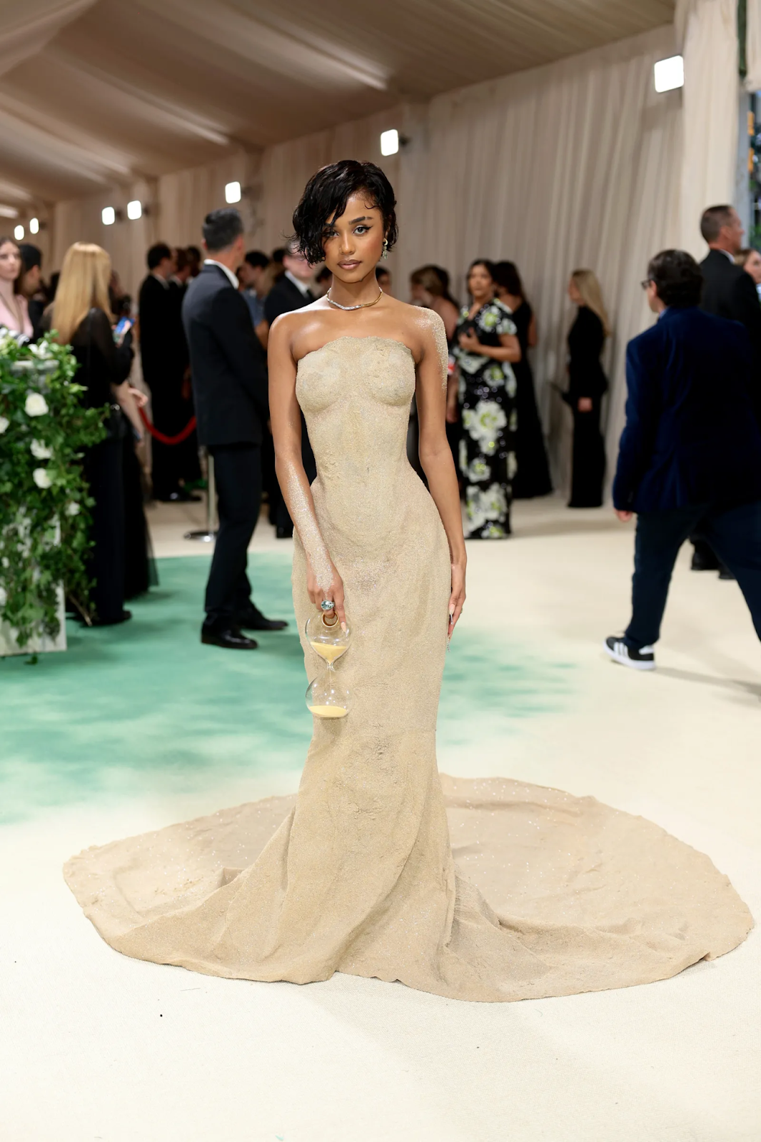 Tyla's sand dress at the Met Gala 2024