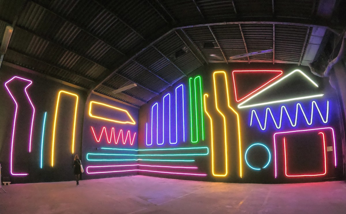 Installazioni di arte al neon