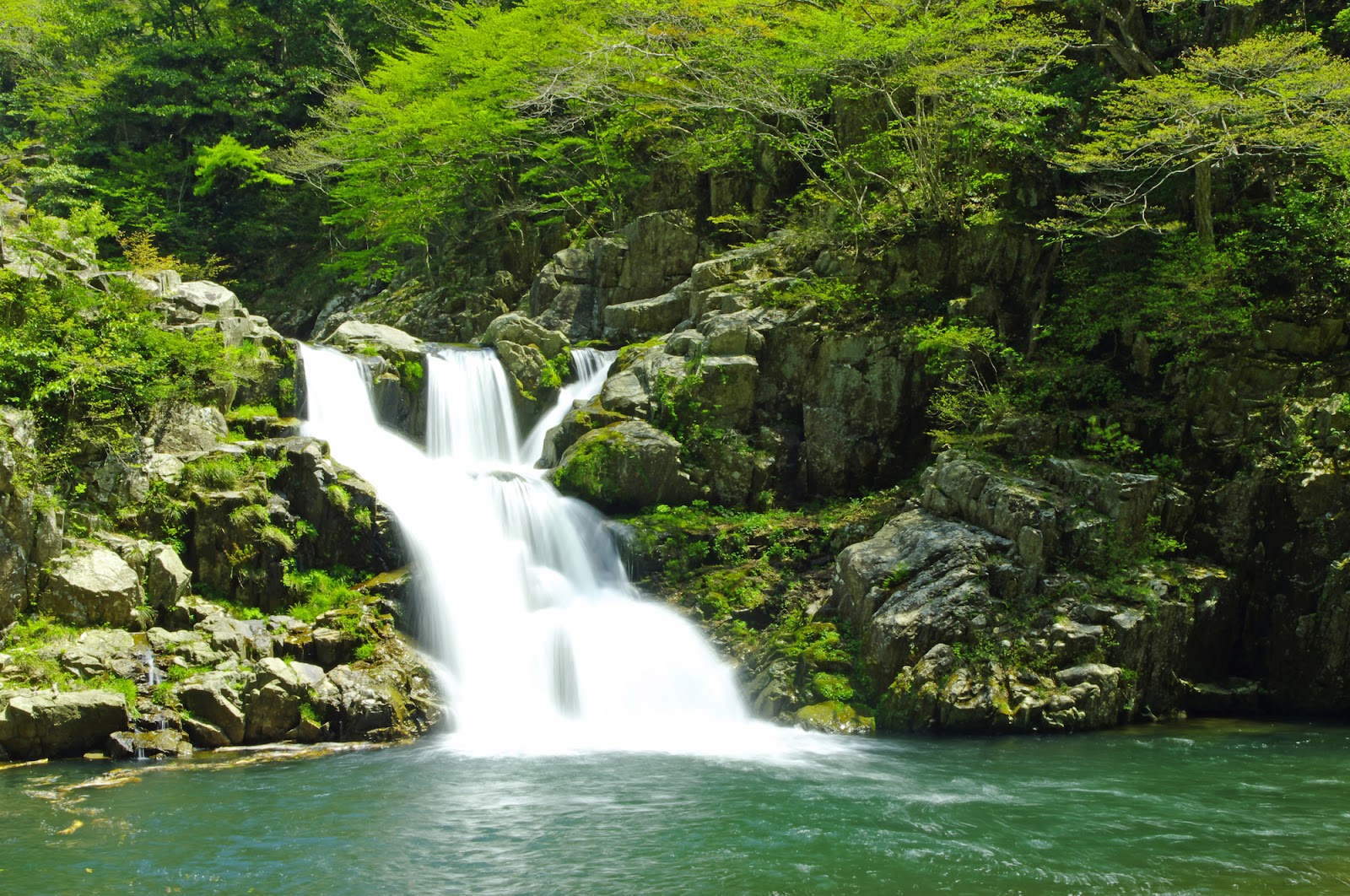 芦別のヒーリングスポット！三段滝