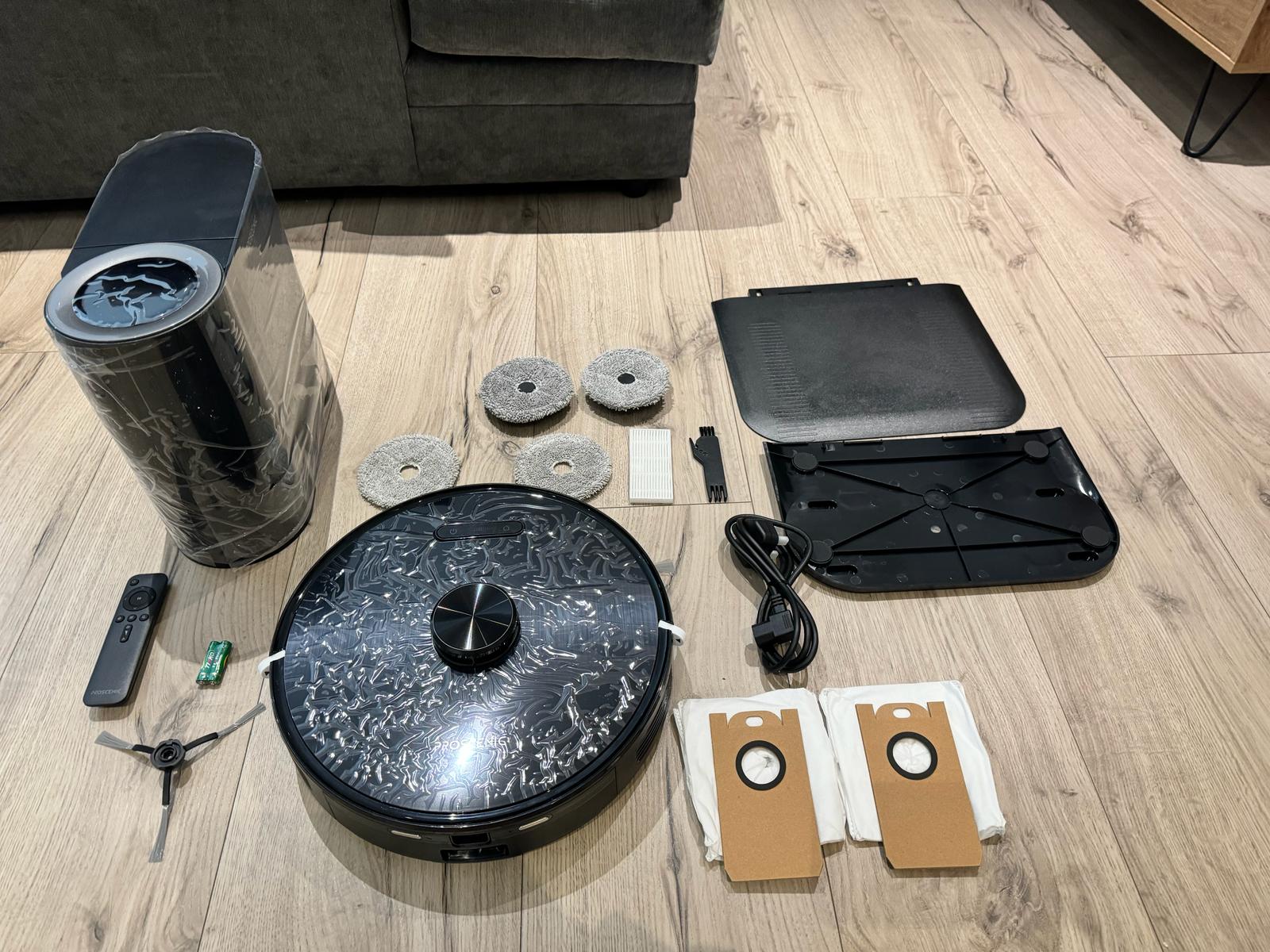 There's actually a large range of separate items included with the Proscenic M9 robot vacuum