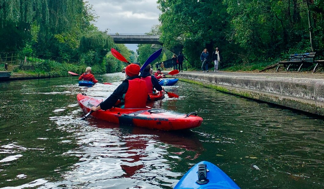 Canoeing in London: A Leisurely Paddle Through the Capital