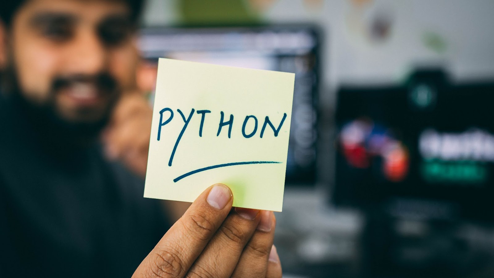 SQL VS Python: Profesi yang Menggunakan Python
