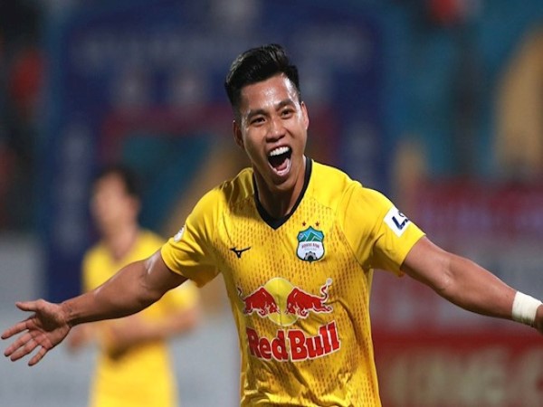 Top hậu vệ Việt Nam đá hay nhất "điểm tựa" vững vàng nhất