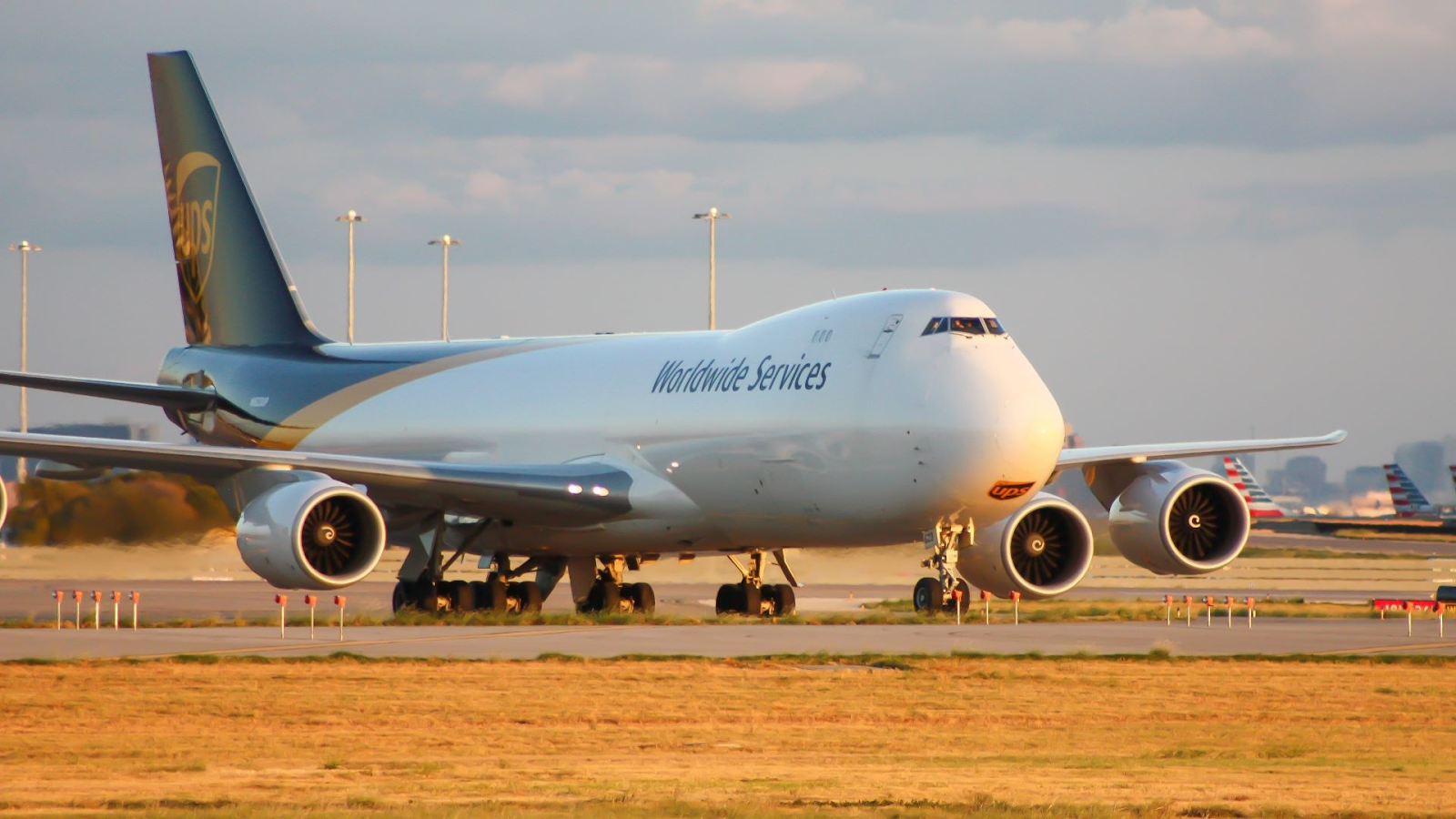 Boeing 747-8 Freighter